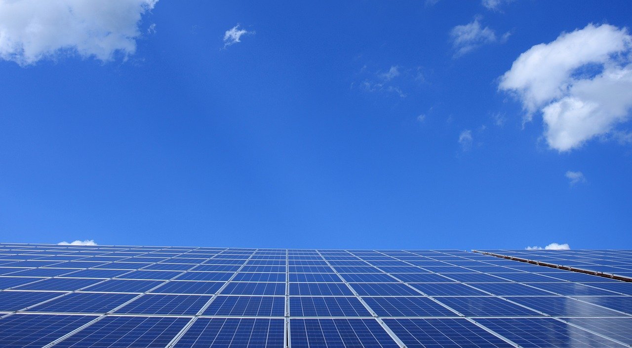 The Pros and Cons of Solar Panels