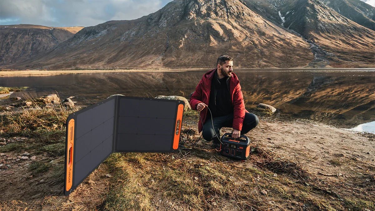 jackery solarsaga 100w, portable solar panel